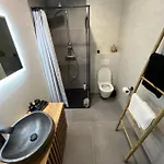 Clear Water - Sea View Apartment Mandre